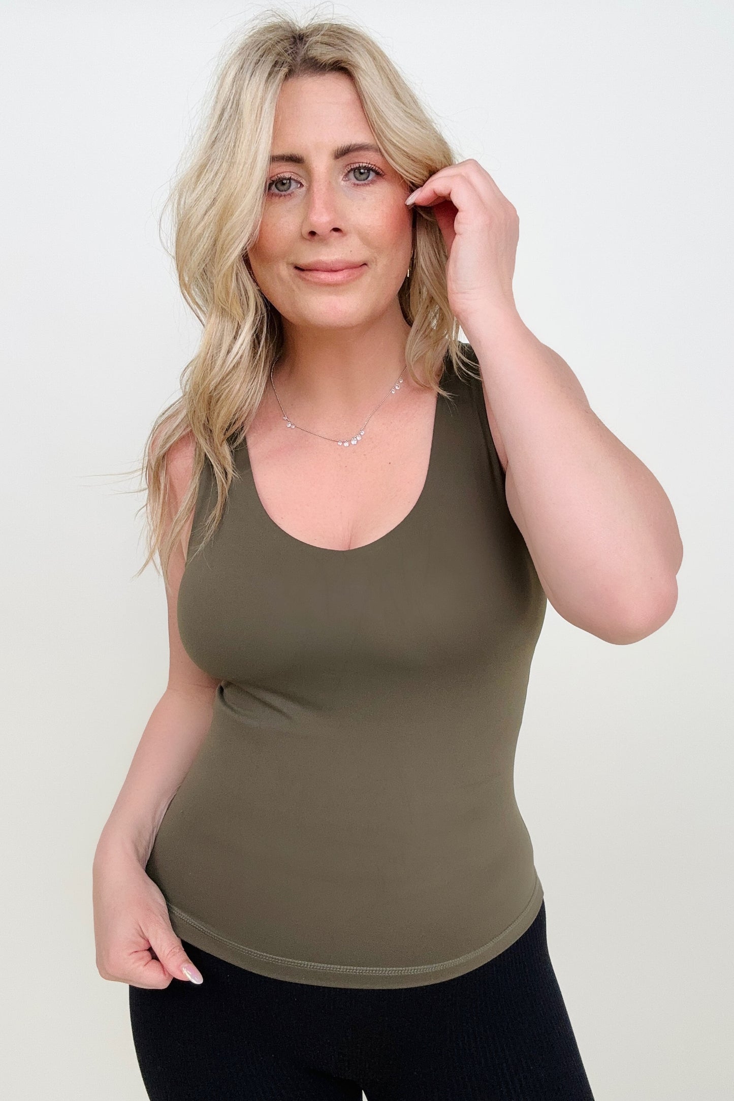 Michelle Exclusive Medium Fawn fit Lifting tanks in 11 colors