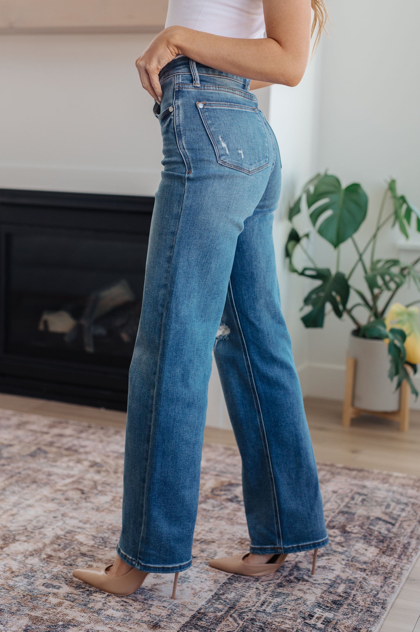 Judy Blue Carrie High Rise  Tummy Control Top 90's Straight Jeans