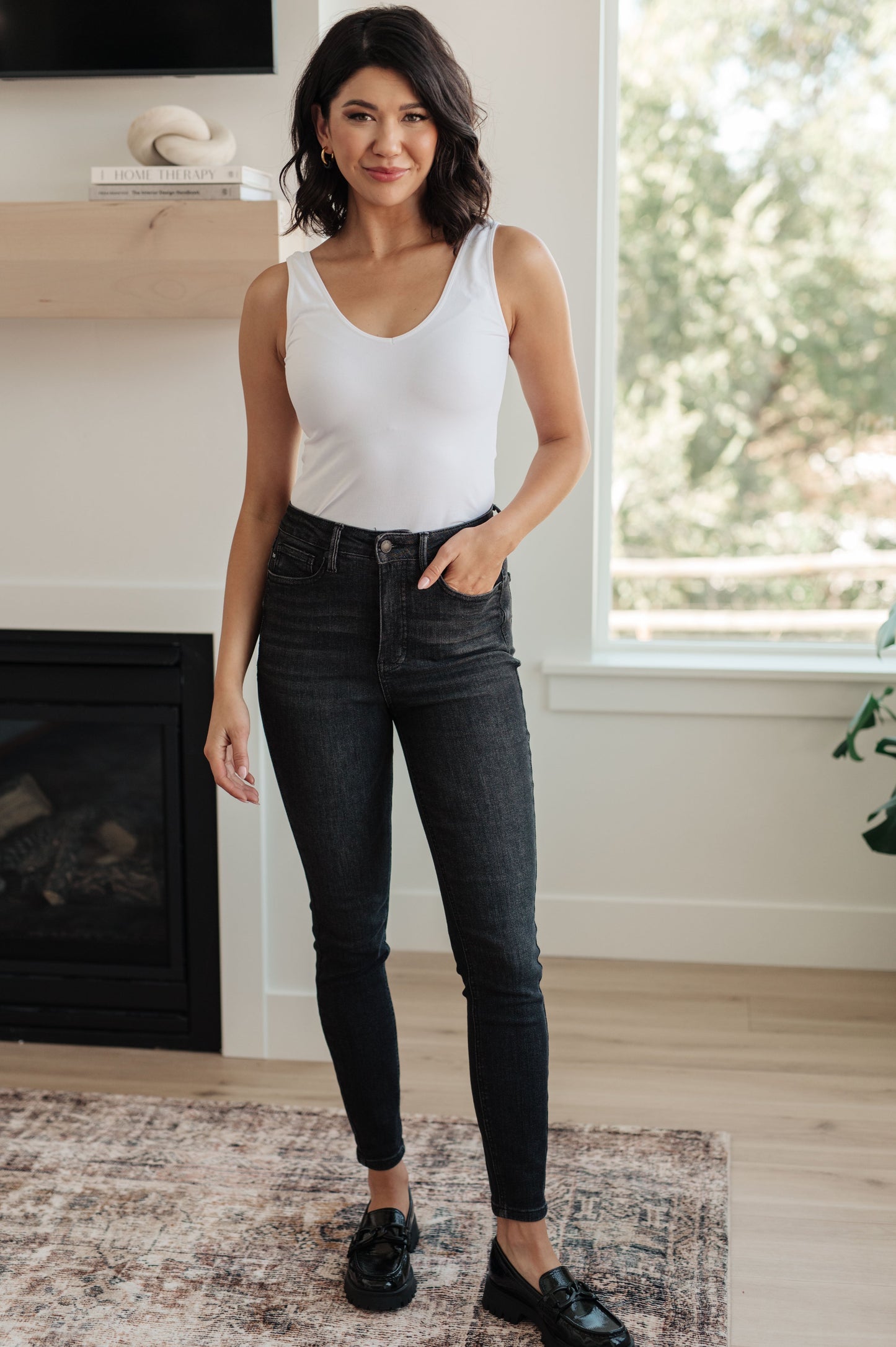 Judy Blue Octavia High Rise Yummy Control Top Skinny Jeans in Washed Black