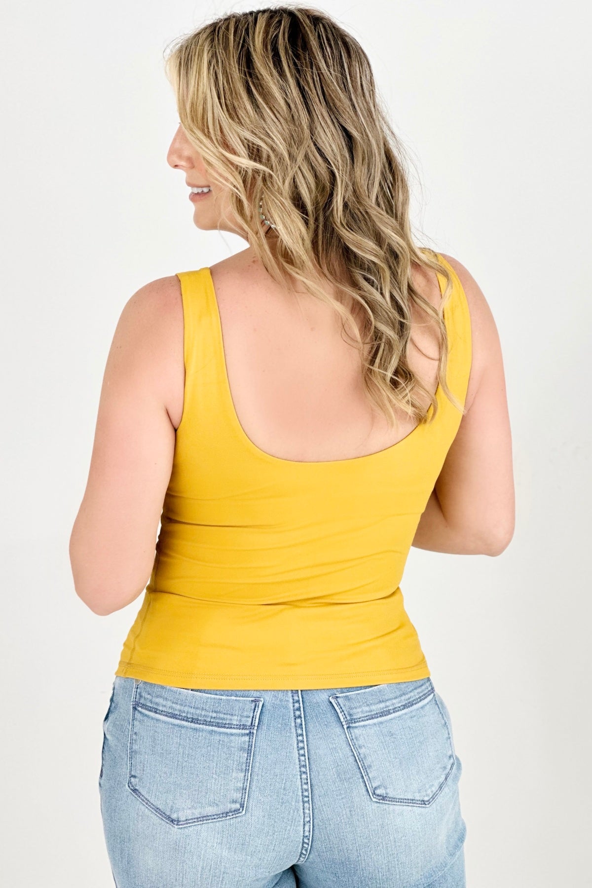 Michelle Exclusive Medium Fawn fit Lifting tanks in 11 colors