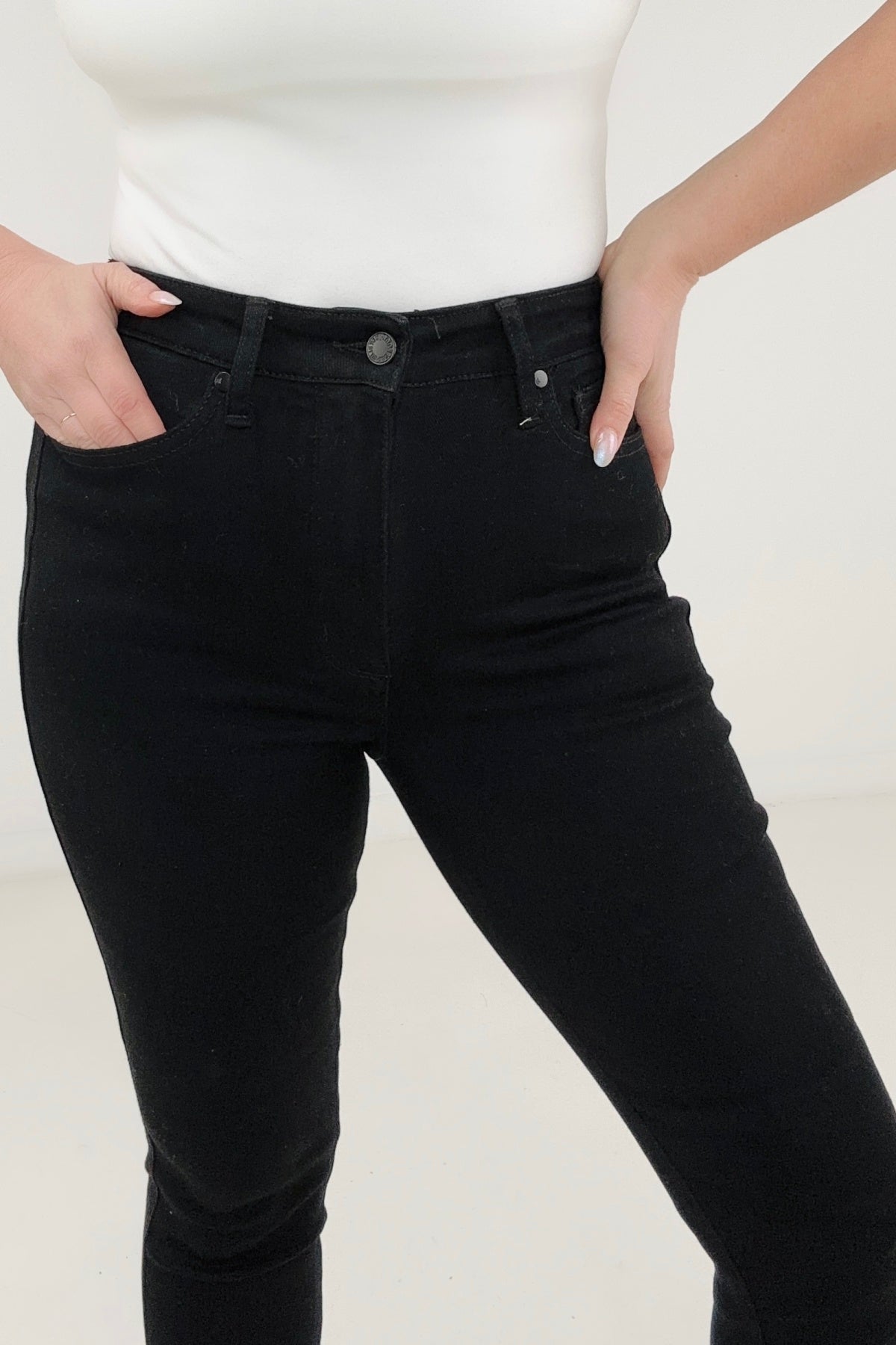 Judy Blue High Waist "Control Top" with Shark Hem & Back Shield Pkt Skinny Jeans