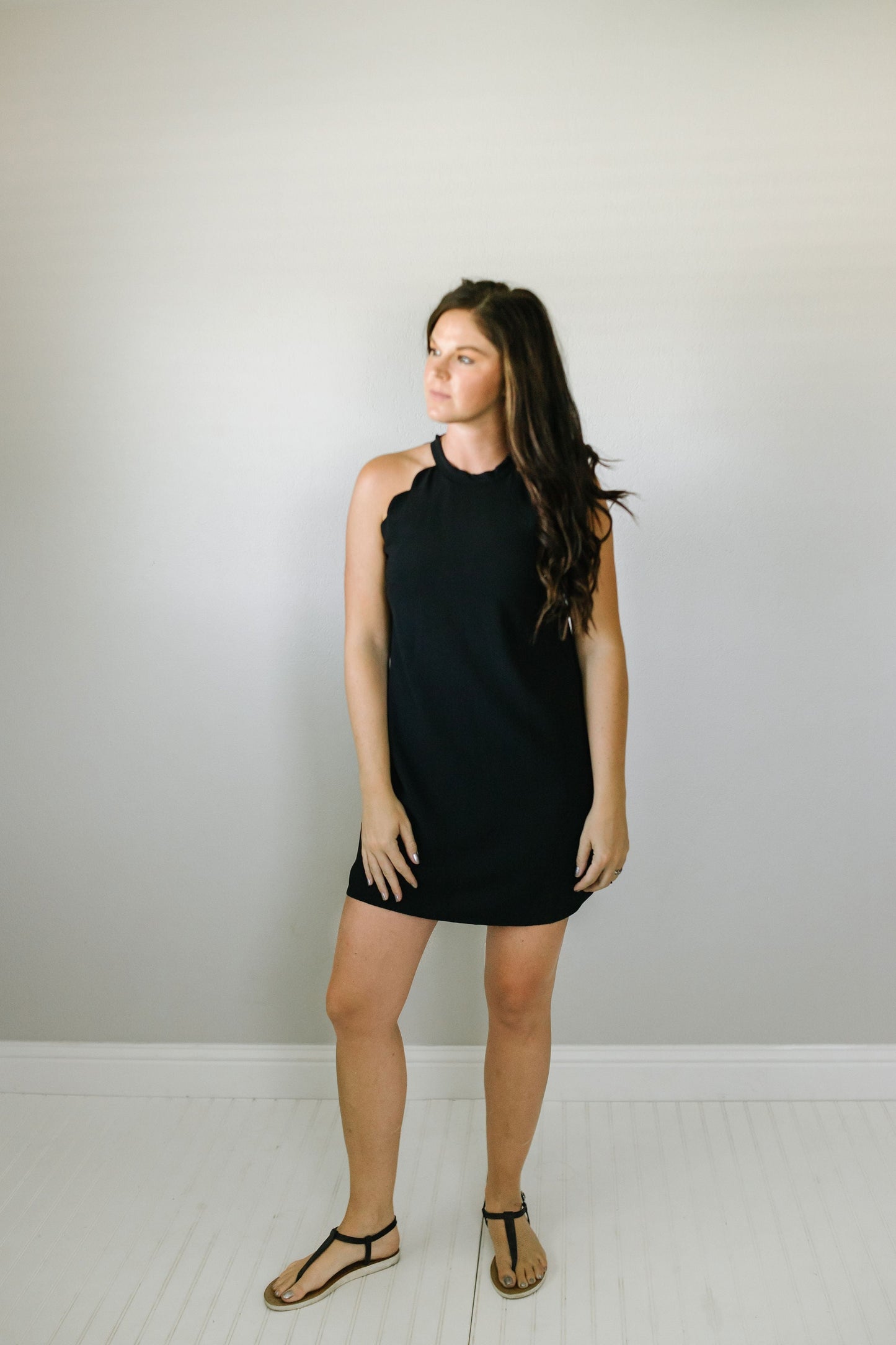 Scalloped short dress with a back ribbon tie with lining(Multiple colors)