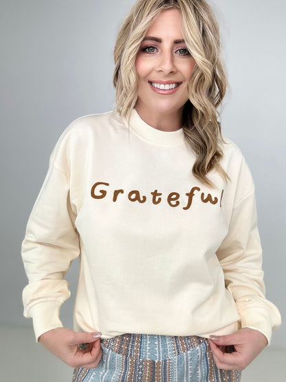 Gilli "Grateful" Graphic Sweatshirt