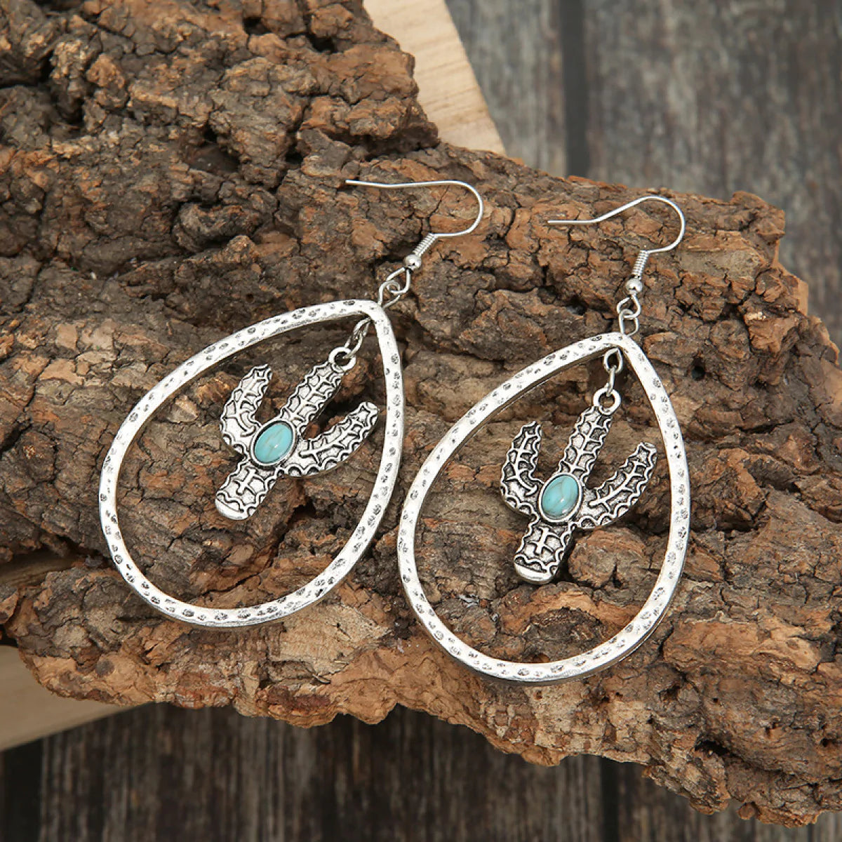 Retro Teardrop-Shaped Hollow Turquoise Cactus Drop Earrings