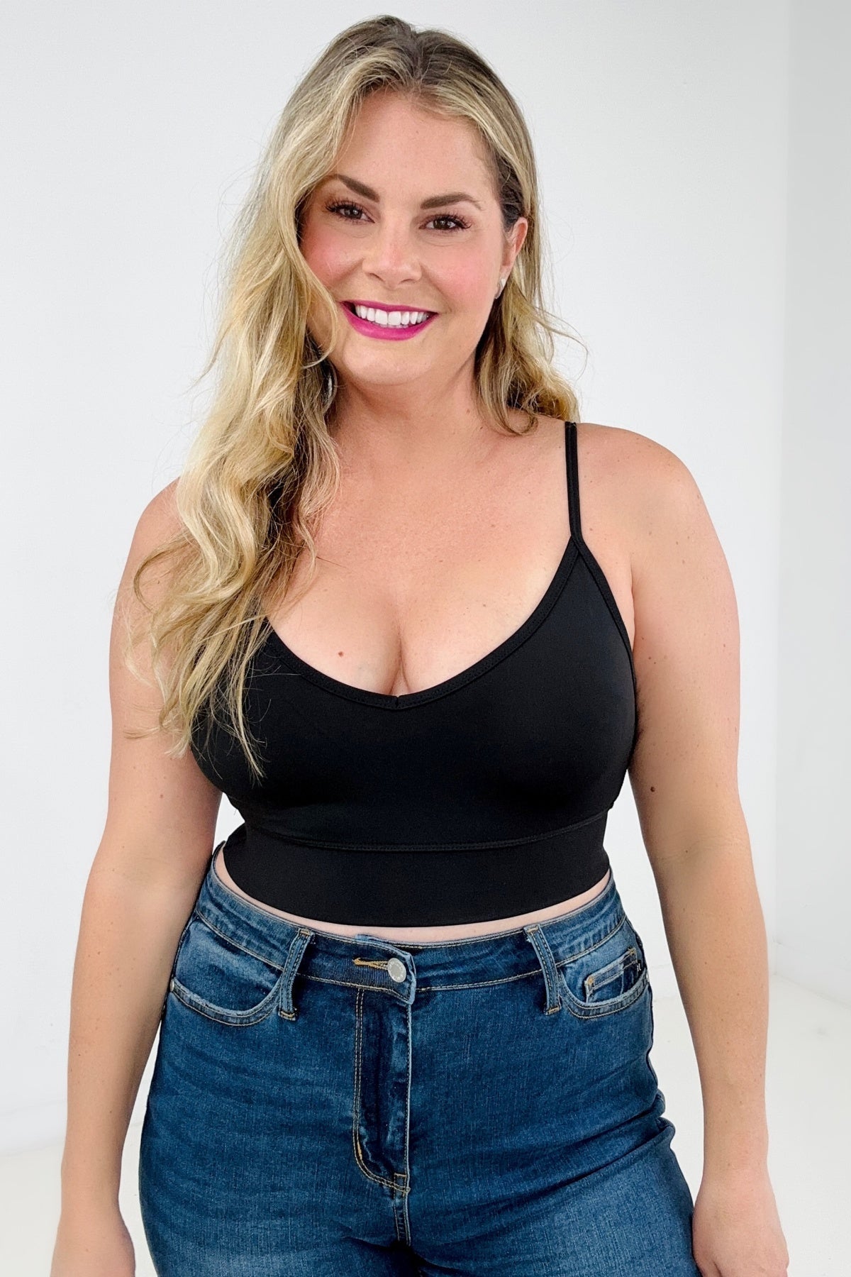Zenana Athletic Adjustable Strap Padded Bra