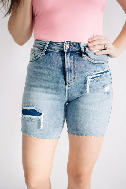 Judy blue mid length patch shorts